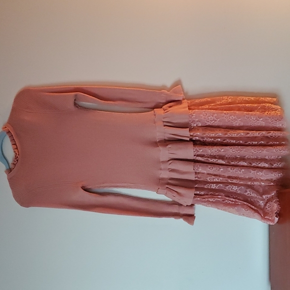 Artka soft cableknit Victorian lace dress - Picture 8 of 8